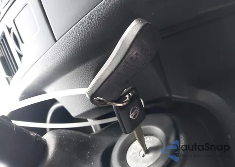 2010 Nissan Versa 1.8S z USA, uszkodzony, nr VIN 3N1BC1CP5AL441631